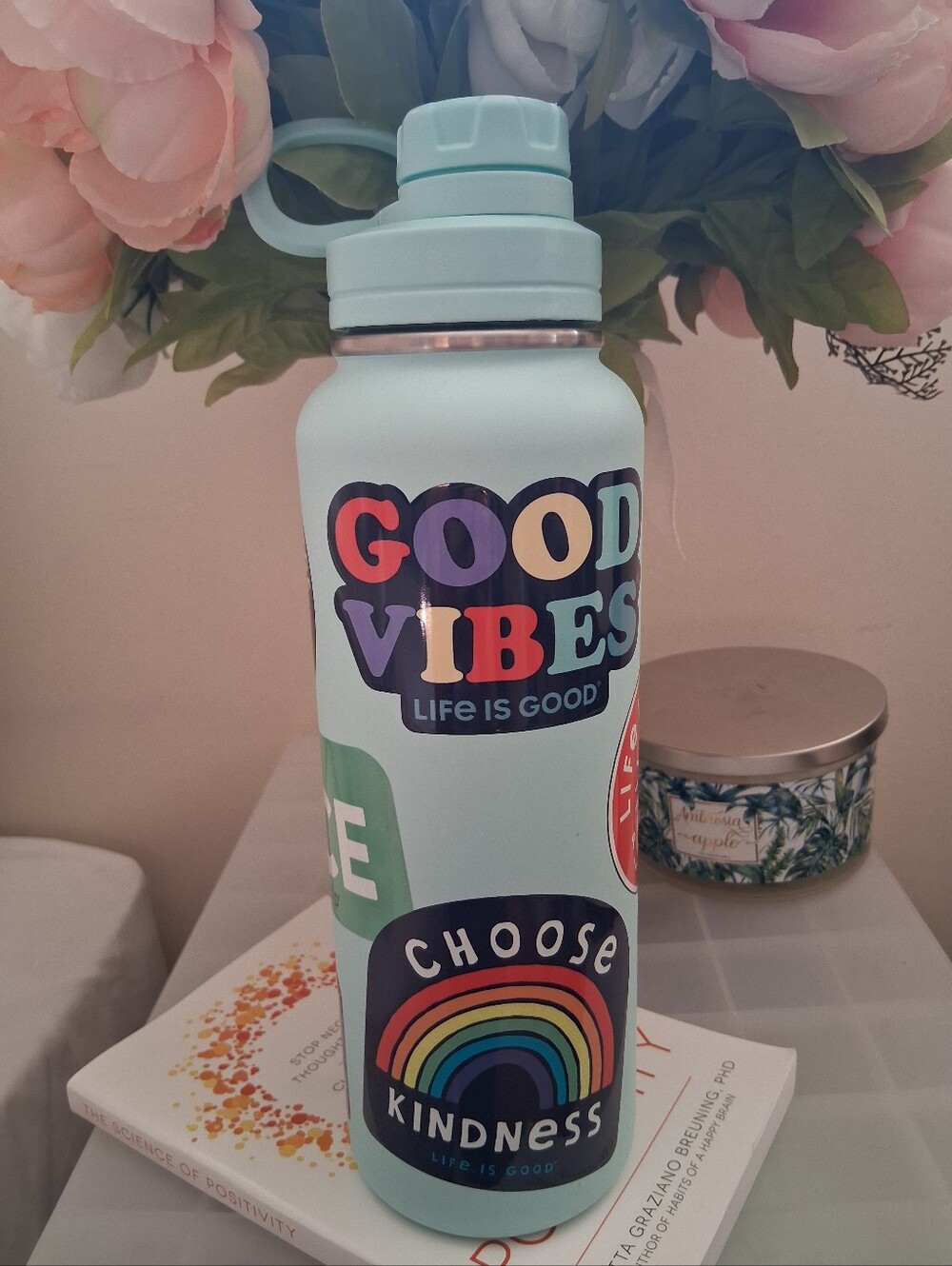 LIFE IS GOOD MINT WATER BOTTLE